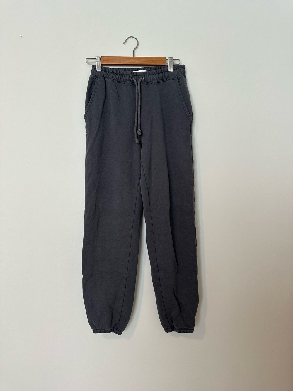 Abercrombie & Fitch Women’s Dark Gray Drawstring Jogger Pants